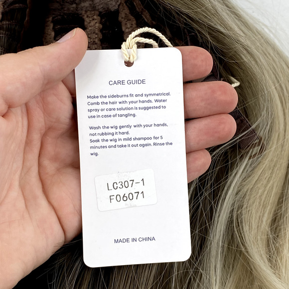 Shining Yourself by HAIRCUBE Balayage Wig - Picture 5 of 6